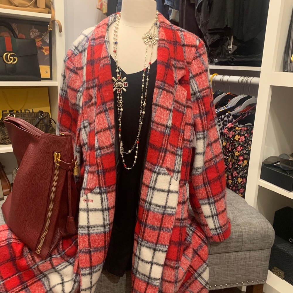 New red plaid overcoat wool. Perfect for ❤️day.